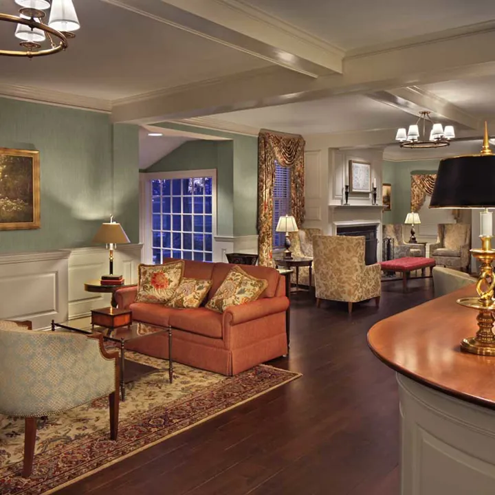 Inn On Boltwood Lobby Area